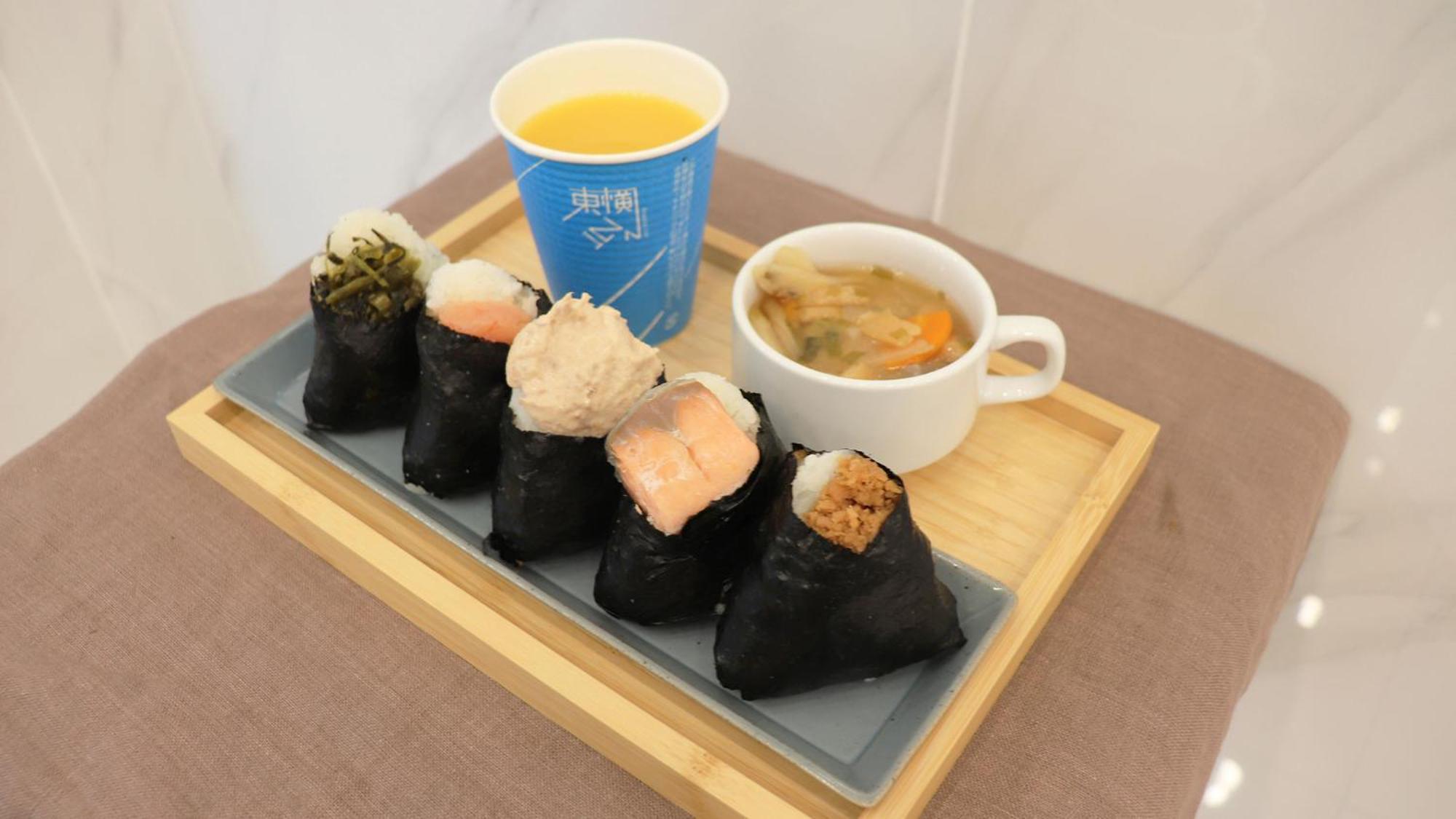 Toyoko Inn Osaka Bentencho Bagian luar foto